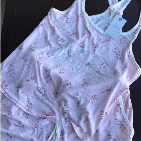 Lucky Brand Los Angeles Pajamas Set